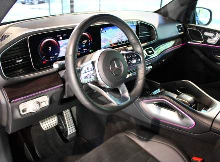 Mercedes-Benz - GLE