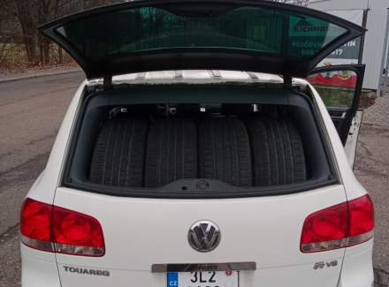 Volkswagen - Touareg