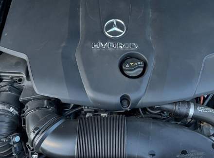 Mercedes-Benz - C-class