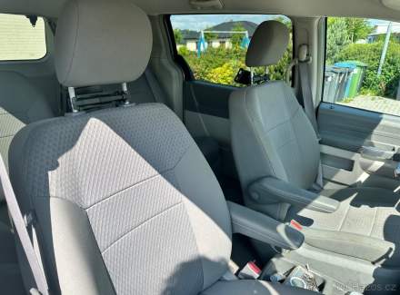 Chrysler - Town & Country