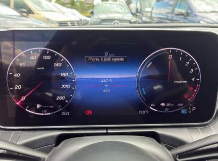 Mercedes-Benz - C-class