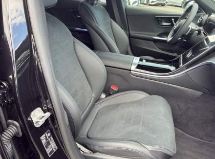 Mercedes-Benz - C-class