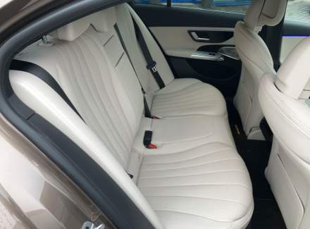 Mercedes-Benz - E-class