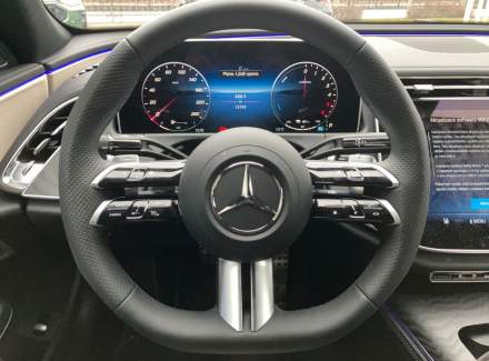 Mercedes-Benz - E-class