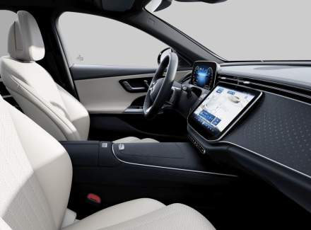 Mercedes-Benz - E-class