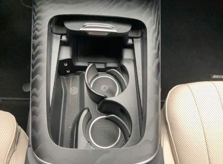 Mercedes-Benz - E-class