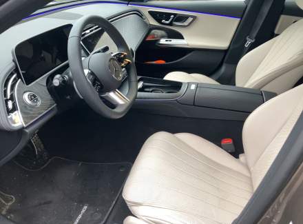 Mercedes-Benz - E-class