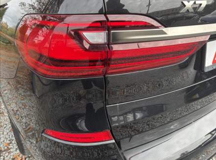 BMW - X7