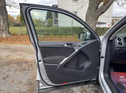 Volkswagen - Tiguan