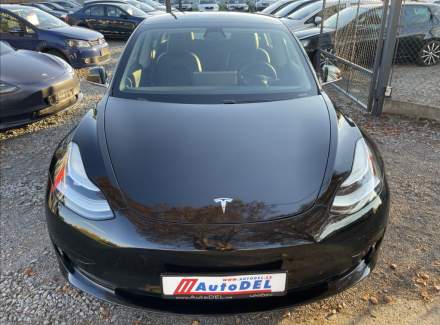 Tesla - Model 3