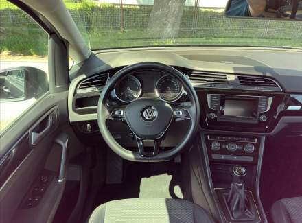 Volkswagen - Touran
