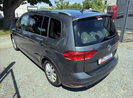 Volkswagen - Touran