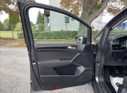 Volkswagen - Touran