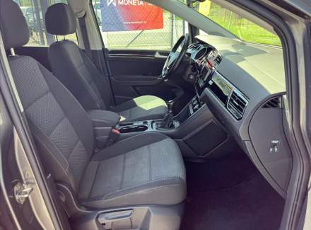 Volkswagen - Touran