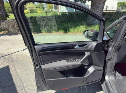 Volkswagen - Touran