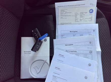 Volkswagen - Touran