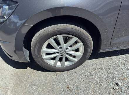 Volkswagen - Touran