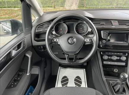 Volkswagen - Touran