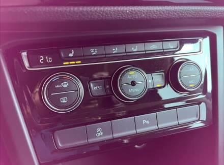 Volkswagen - Touran