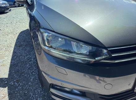 Volkswagen - Touran