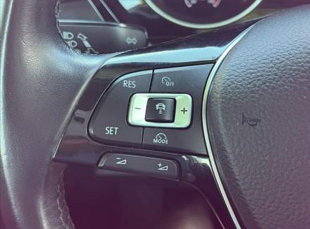 Volkswagen - Touran