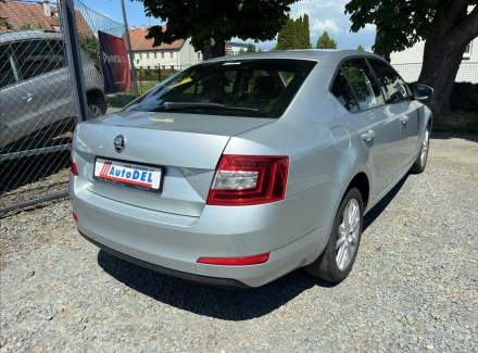 Škoda - Octavia