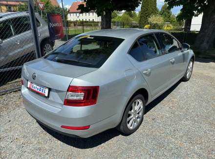Škoda - Octavia