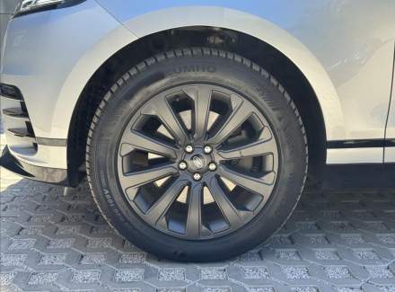 Land Rover - Range Rover Velar