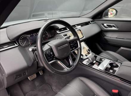 Land Rover - Range Rover Velar