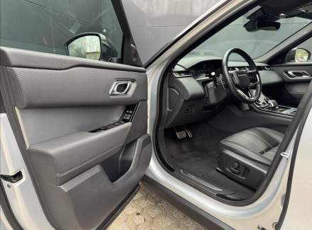 Land Rover - Range Rover Velar
