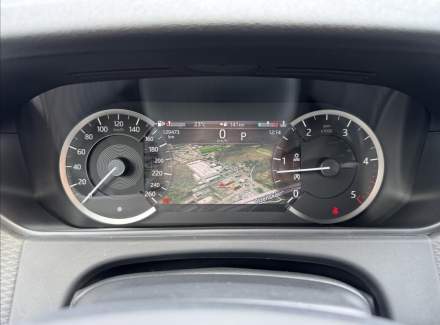 Land Rover - Range Rover Velar