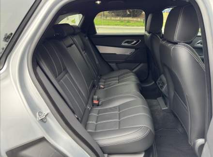 Land Rover - Range Rover Velar