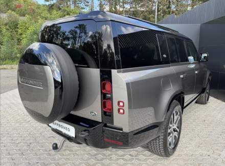 Land Rover - Defender