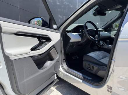Land Rover - Range Rover Evoque