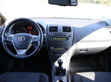 Toyota - Avensis