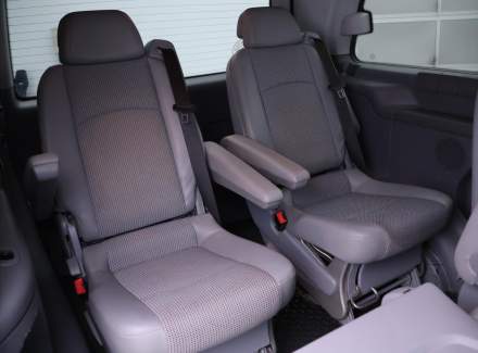 Mercedes-Benz - Viano