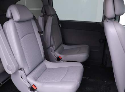 Mercedes-Benz - Viano