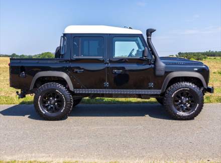 Land Rover - Defender