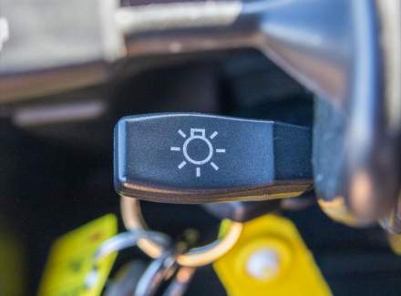 Land Rover - Defender