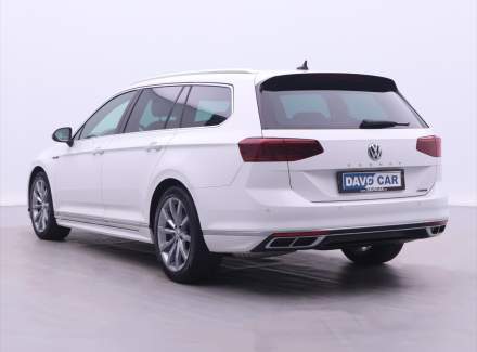 Volkswagen - Passat