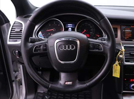 Audi - Q7