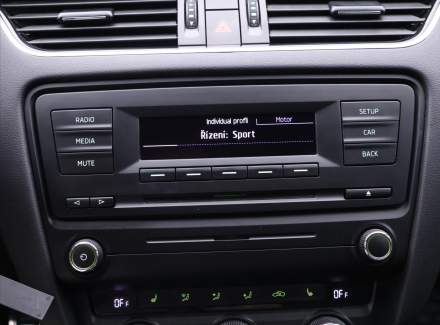 Škoda - Octavia