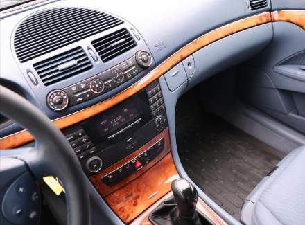 Mercedes-Benz - E-class