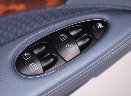 Mercedes-Benz - E-class