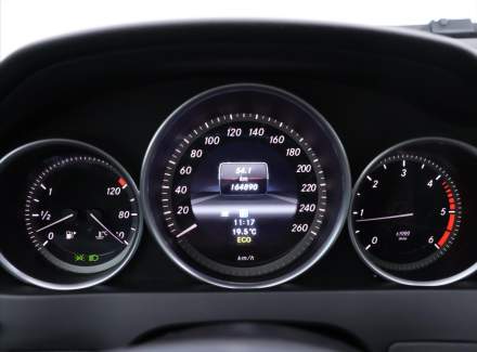 Mercedes-Benz - C-class