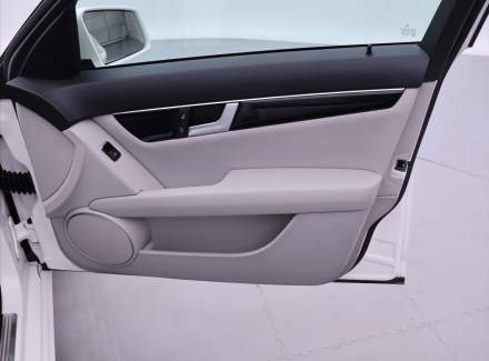 Mercedes-Benz - C-class