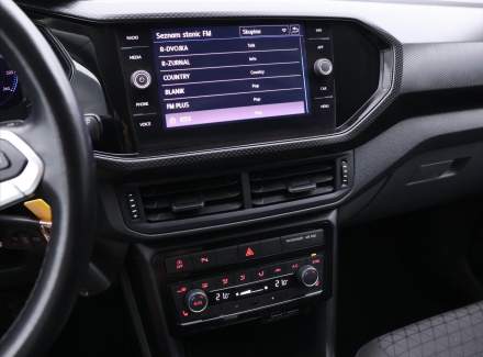 Volkswagen - T-Cross