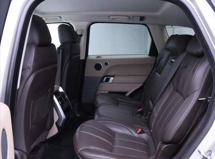 Land Rover - Range Rover