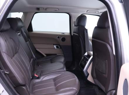 Land Rover - Range Rover