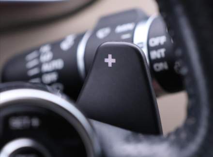 Land Rover - Range Rover